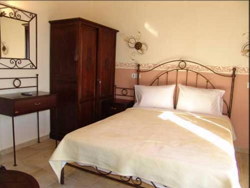 Hotel Erotas เอยอส ดิมิตริออส ภายนอก รูปภาพ